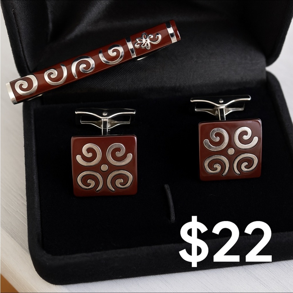 Sophisticated Cufflinks and Tie Clip Set, EXCELLENT LIKE NEW CONDITION